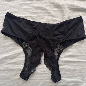 Victoria's Secret Black Lace Crotchless Panty